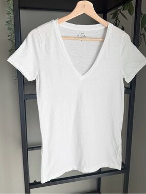 J. Crew Slub Cotton V Neck Tee Shirt
